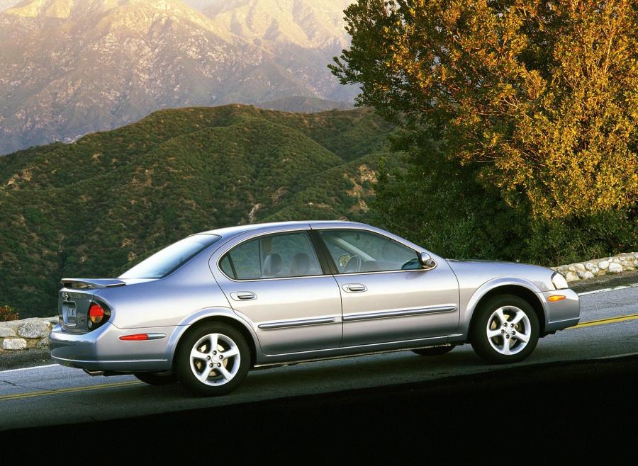  Nissan Maxima 2002 года  (US) (фото 6 из 9)
